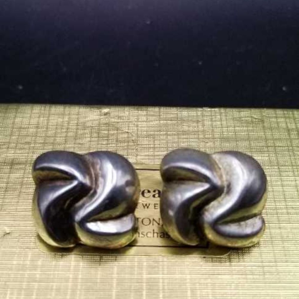 Solid Silver Celtic Flow Earrings E0166 - image 1